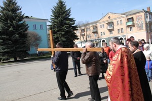 У Нововолинську вперше відбулася Хресна Дорога вулицями міста